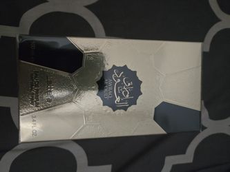 Lattafa Awraq Al Oud