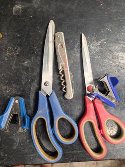 9" scissor