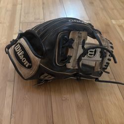 Wilson A2000 Infield Glove 11.5 