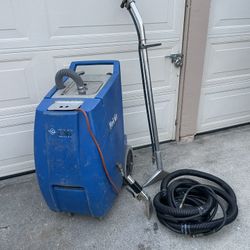 Professional Carpet Extractor