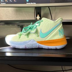 Nike Kyrie 5 Squidward