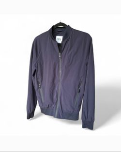 Zara Men's Deep Jacket. TALLA S