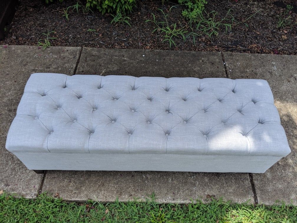 New Tufted Bench/Ottoman