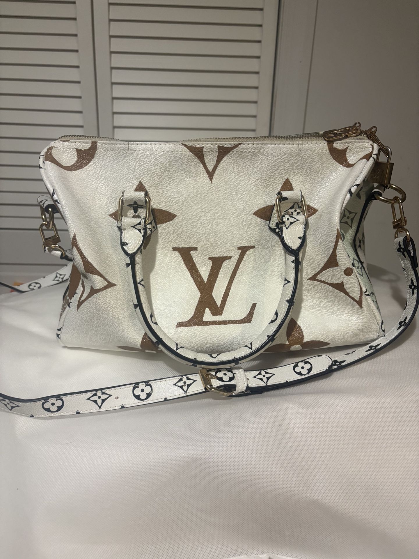 Louis Vuitton Monogram Bondouliere Tote 👜 