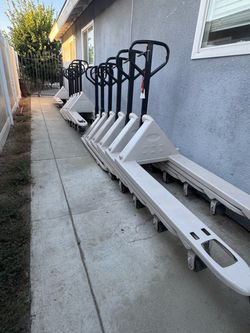 PTH50 crown pallet jacks