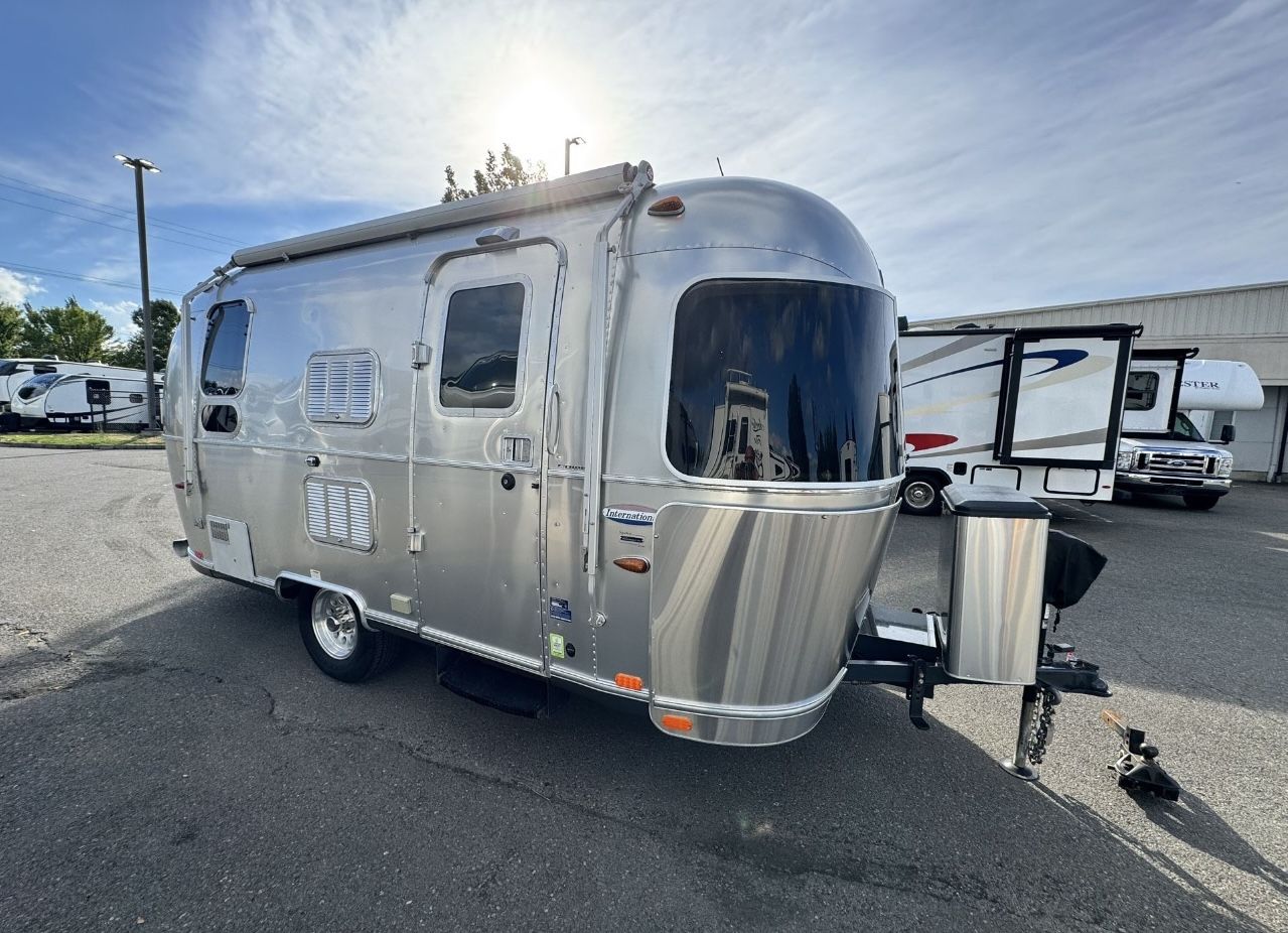2015 Airstream 19cb International