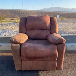 Brown Manual Recliner