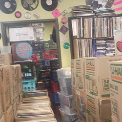 Huge Sale Thursday Thu Sunday 9 To 4 