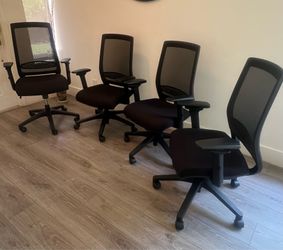 Office Chairs Mesh $200 EACH / SET OF 4 $700