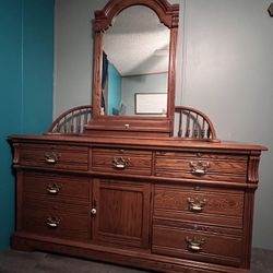 Solid Wood Dresser 