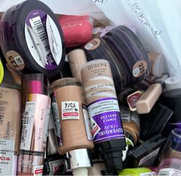 Mixed makeup