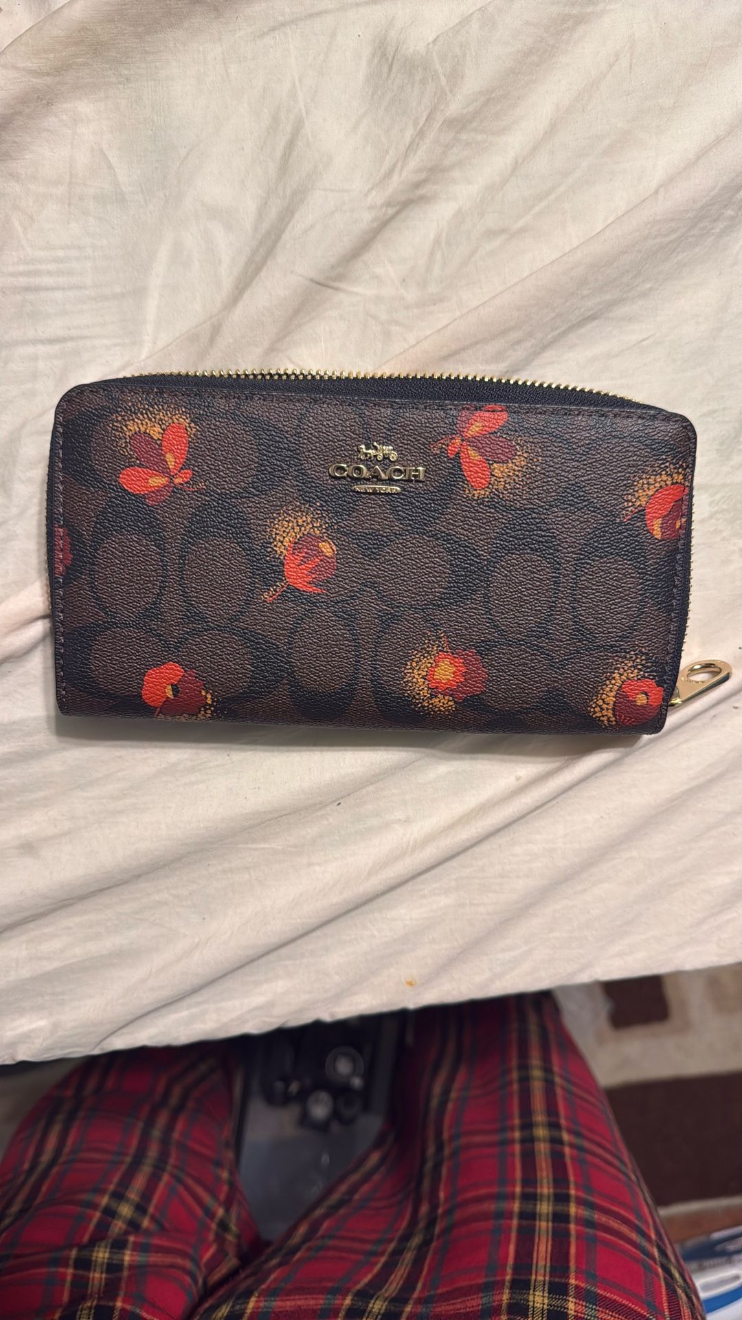 Coach Wallet *brand New*