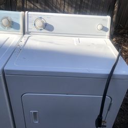 Lavadora Y Secadora  washer and dryer