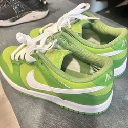 Boy/girl Nike Sneakers 