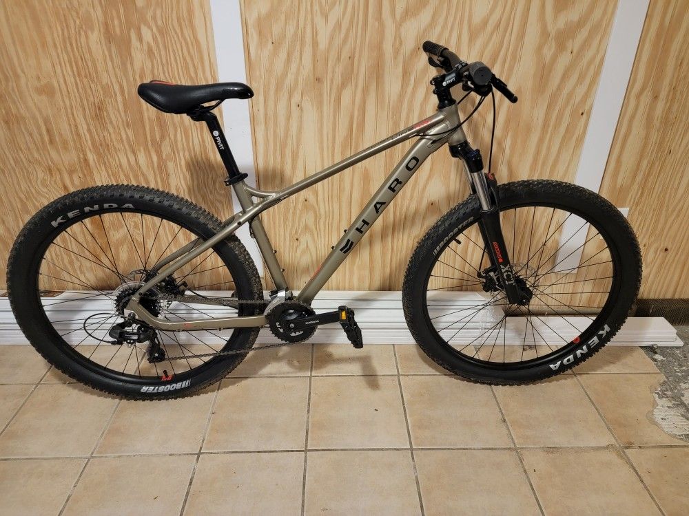 Haro Flightline Plus 27.5 2020 Size M MTB 