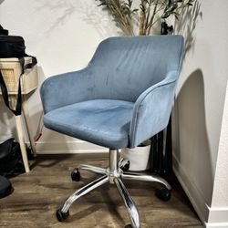 Blue Velvet Chair (Rolling)