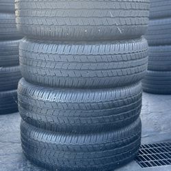 SET OF TIRE 275 60 20 MICHELIN 85% LIFE