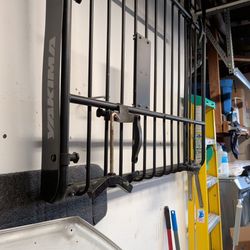 Yakima Mega Warrior Roof Rack