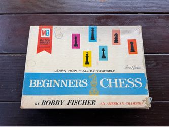 Milton Bradley Beginners Chess by Bobby Fischer