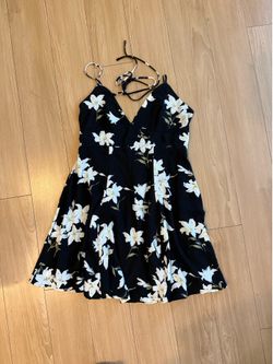 Black floral forever 21 halter dress size small