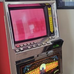 Monster MAnsion Slot Machine And Stand