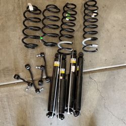 Jeep wrangler Sahara shocks springs and linkages
