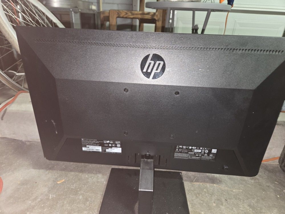 HP Computer Monitor 23 Inches