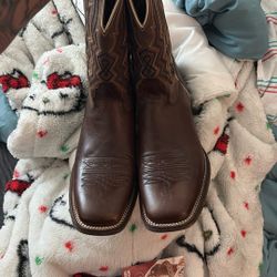 nocona boots size 14d