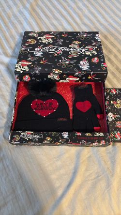 EdHardy Set W/bag