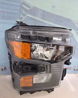 CHEVROLET SILVERADO 1500 RH HALOGEN HEADLIGHT 2022 - 2026