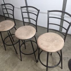 Three Stools s In Good Condition