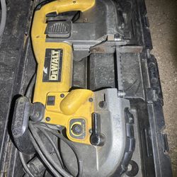 DeWalt D28770 4-1/2" HEAVY DUTY DEEP CUT VARIABLE SPEED BAND SAW 6A WITH CASE