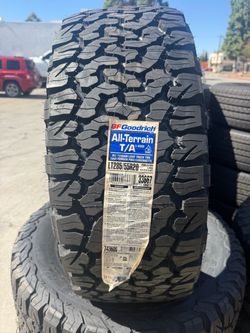 285/55R20