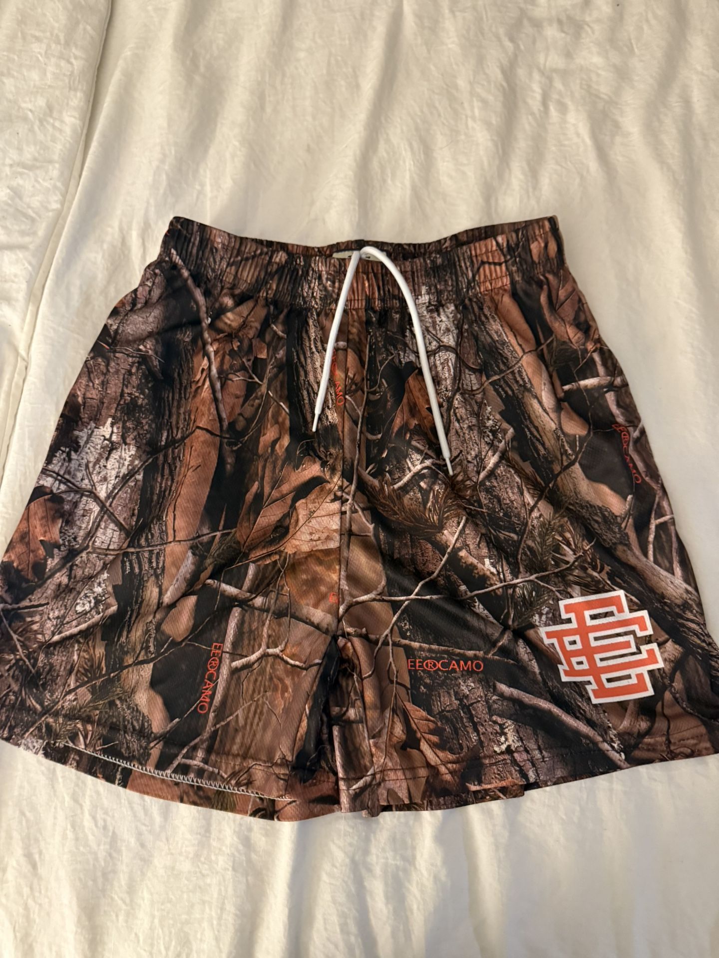 Eric Emmanuel Shorts Médium 