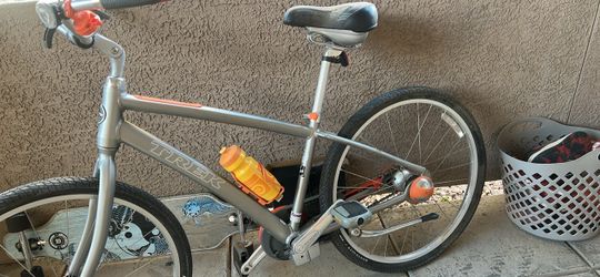Trek lime bike