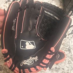 Brand New Rawlings Glove