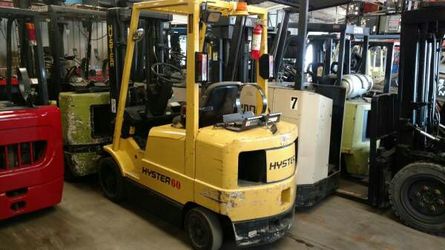 00 Hyster 5000 pound cap