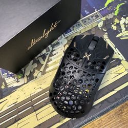 Finalmouse UltralightX Tiger (Large) Guardian Wireless Gaming Mouse