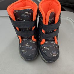 Carters toddler size 5 boots