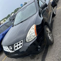 Nissan Rouge 