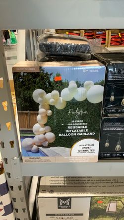 PartyAire 28-Piece Reusable Inflatable Balloon Garland $30