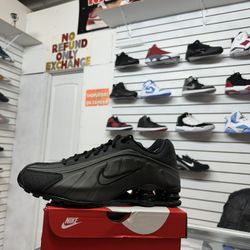 Nike SHOX $290 Size 7,7.5,8,8.5,9,9.5,10,10.5,11,12,13