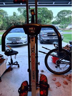 MaxiClimber XL Hydraulic Resistant Vertical Climber and Exercise System