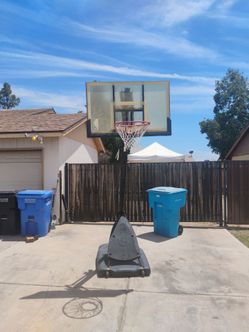 Free basketball hoop