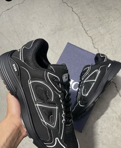 Dior B30