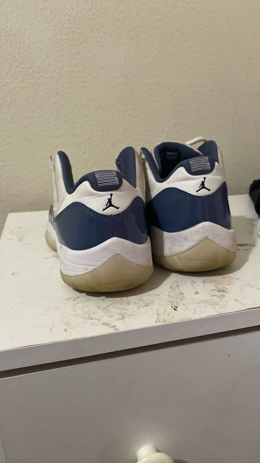 Jordan 11 Low Top