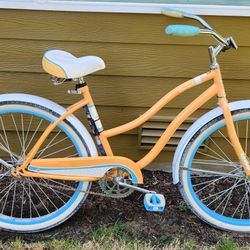 Huffy Cranbrook Cruiser Bike. 26" Wheels. Asking $100 OBO