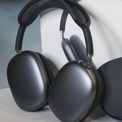 AirPods Max Brand New