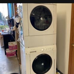 Washer & Electric Dryer