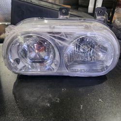 2008 To 2014 Dodge Challenger Right Headlight